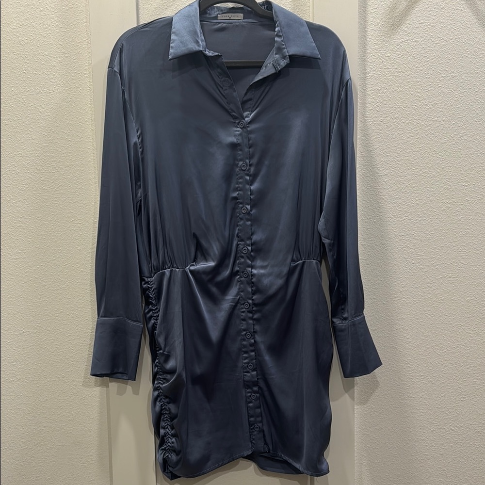 Silk Button-Up Shirt in Dark Blue